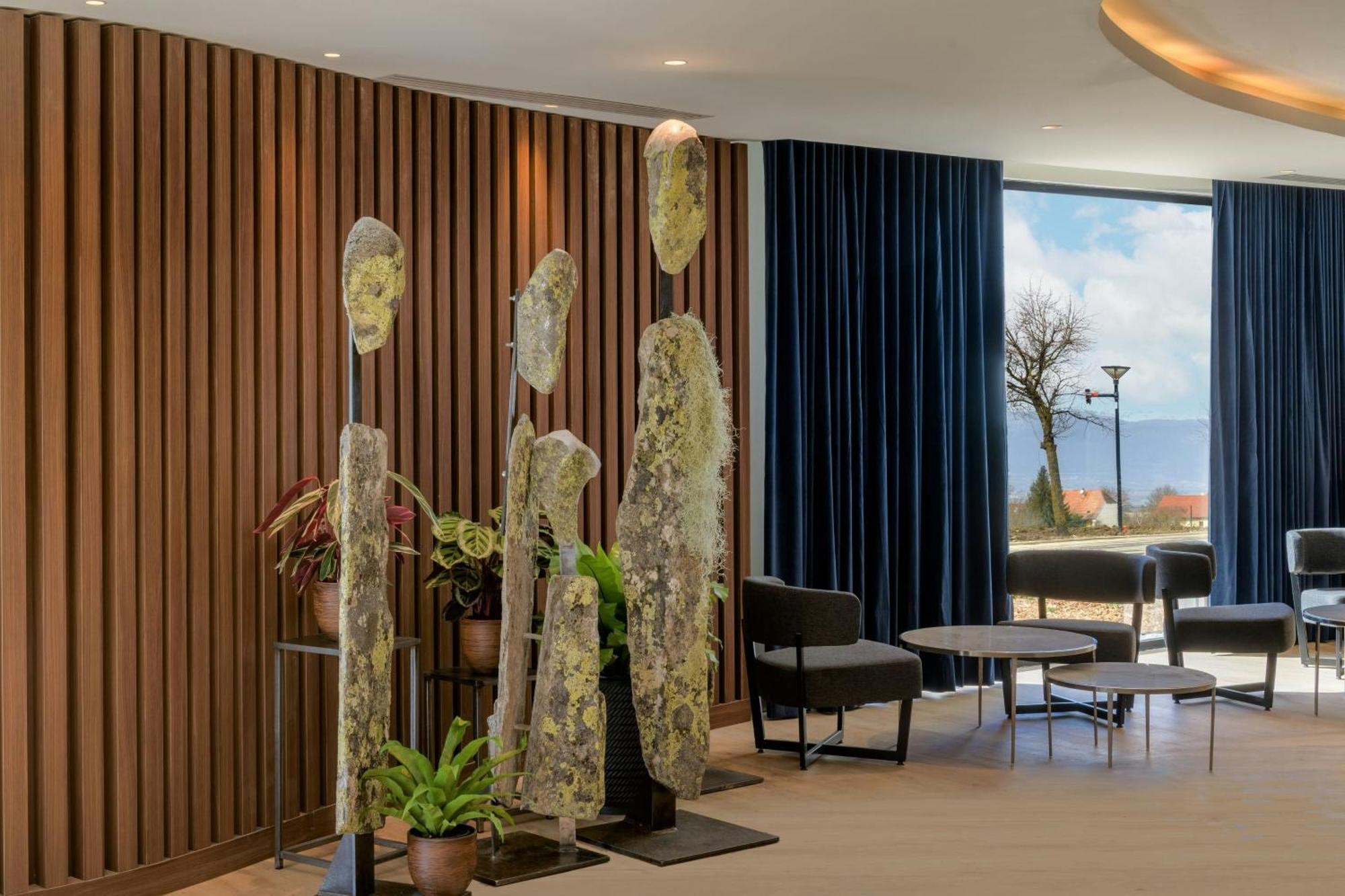 Ac By Marriott Hotel Saint-Julien-en-Genevois